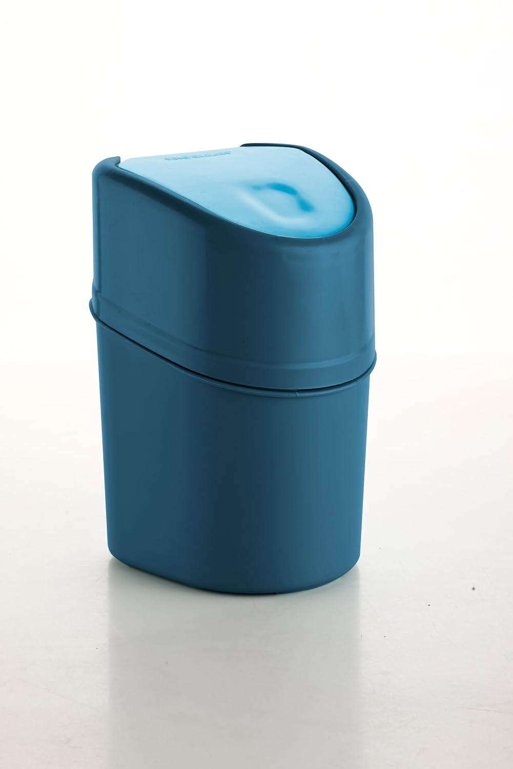 Tabletop Trash Bin